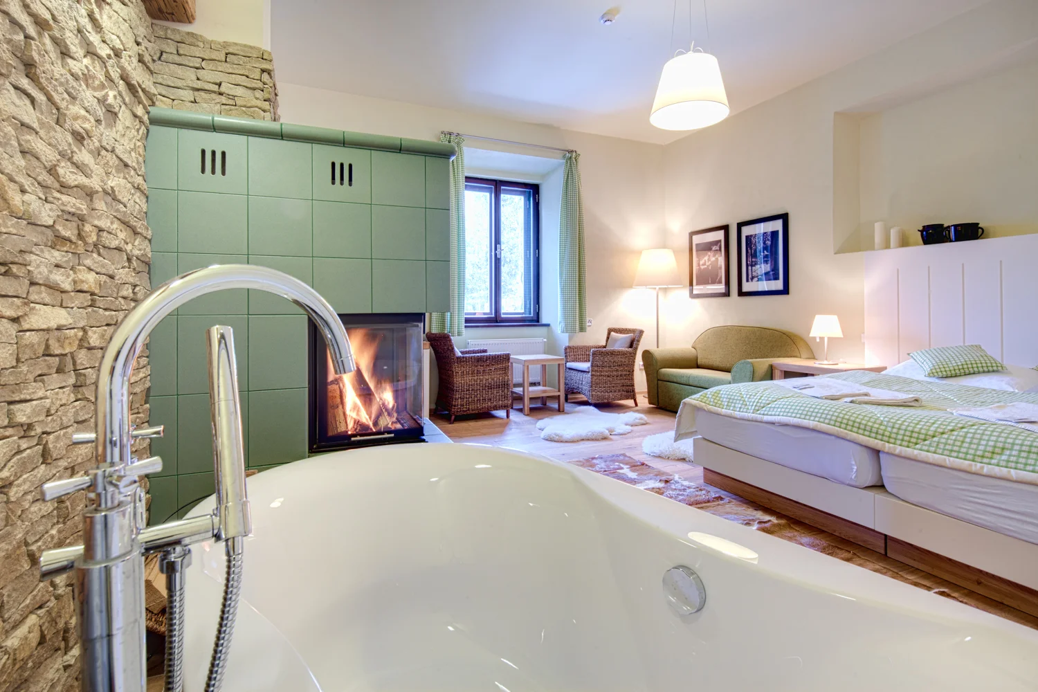 Luxusní 4* pobyt na Vysočině: polopenze, wellness, možnost masáží i VIP apartmá s jacuzzi