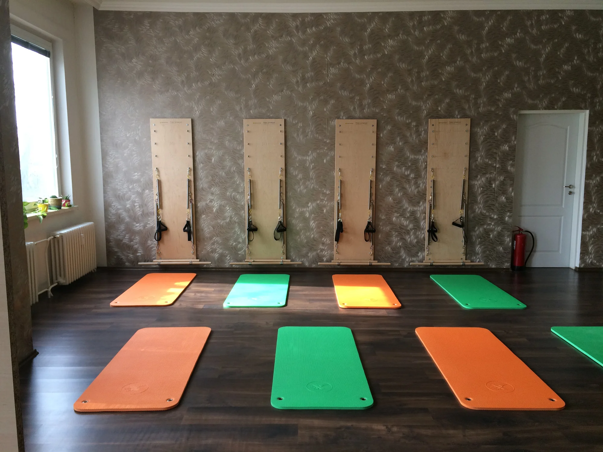 Zpevněné tělo i lepší spánek: 1 až 5 skupinových lekcí pilates na 45 minut