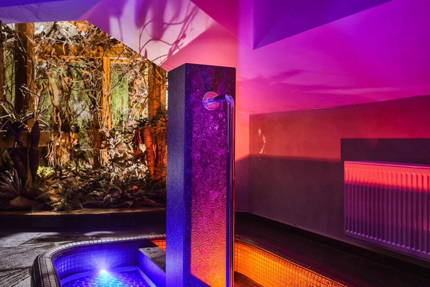 Privátní wellness v centru Olomouce pro 2 osoby: vířivka, sauna a terasa s výhledem