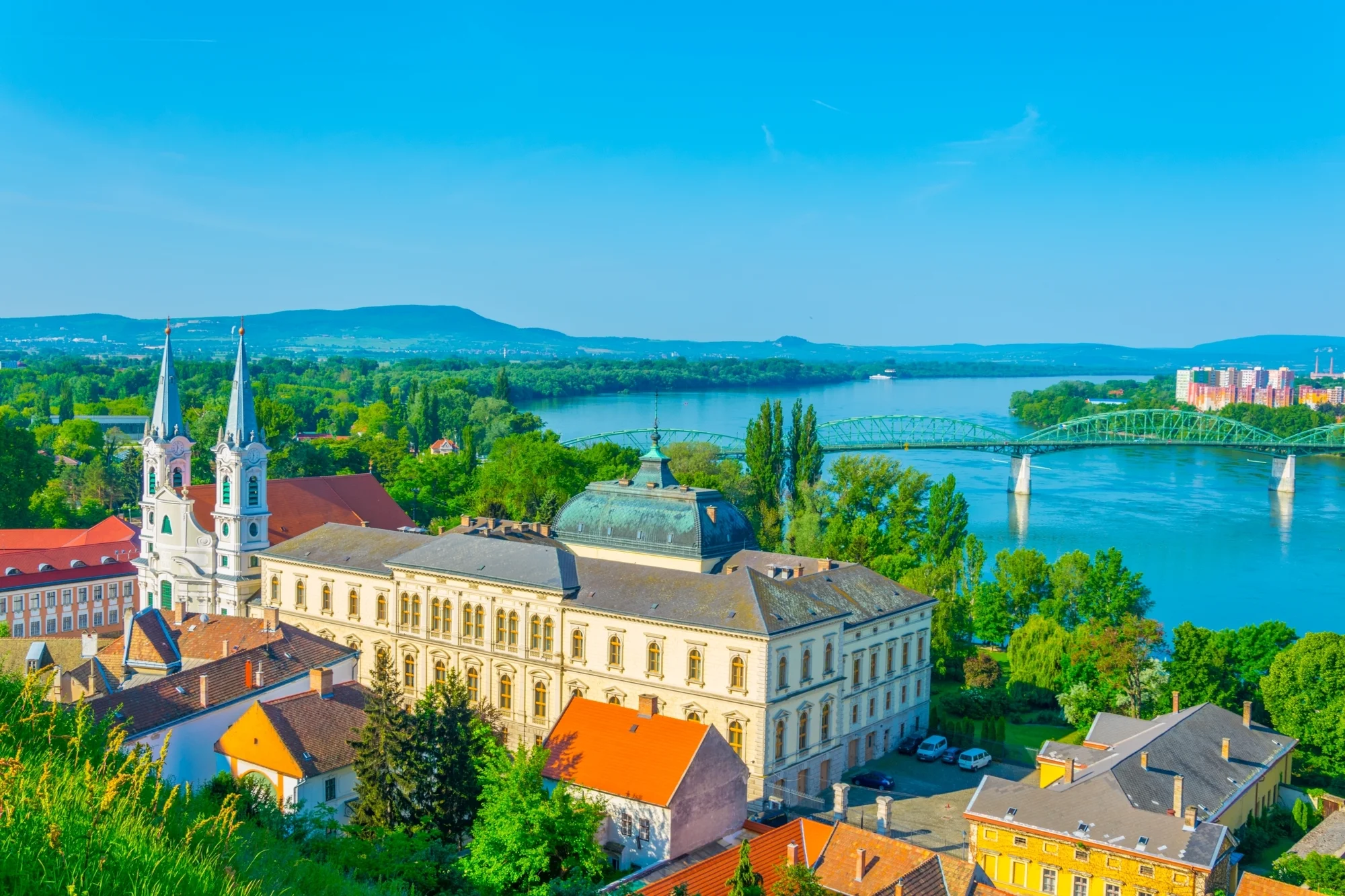 Grand hotel v maďarské Ostřihomi: polopenze, aquapark s wellness, super herna a bazilika na dohled, 2 děti zdarma