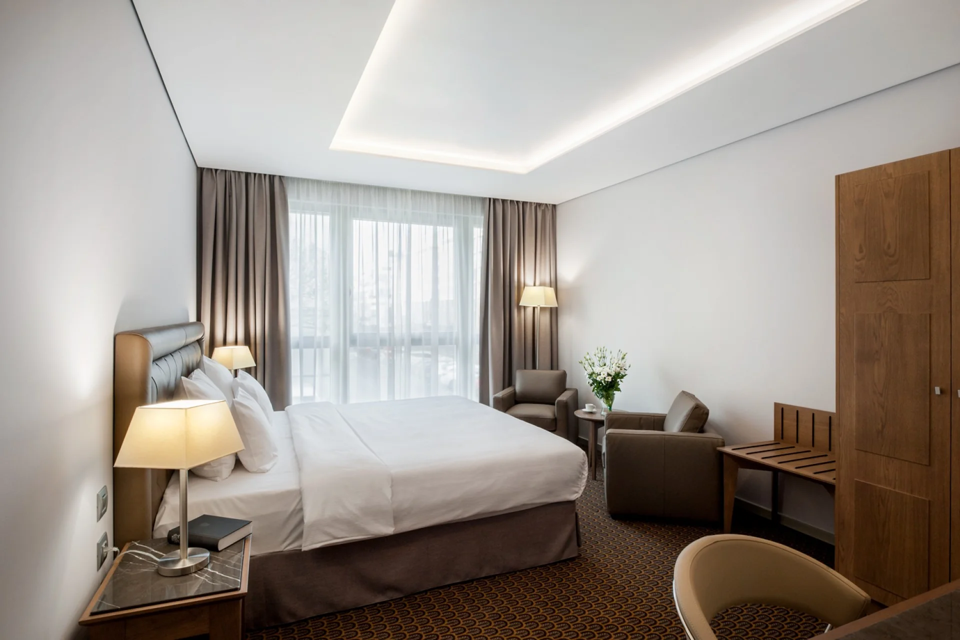 Moderní hotel na Rohanském nábřeží s bohatými snídaněmi