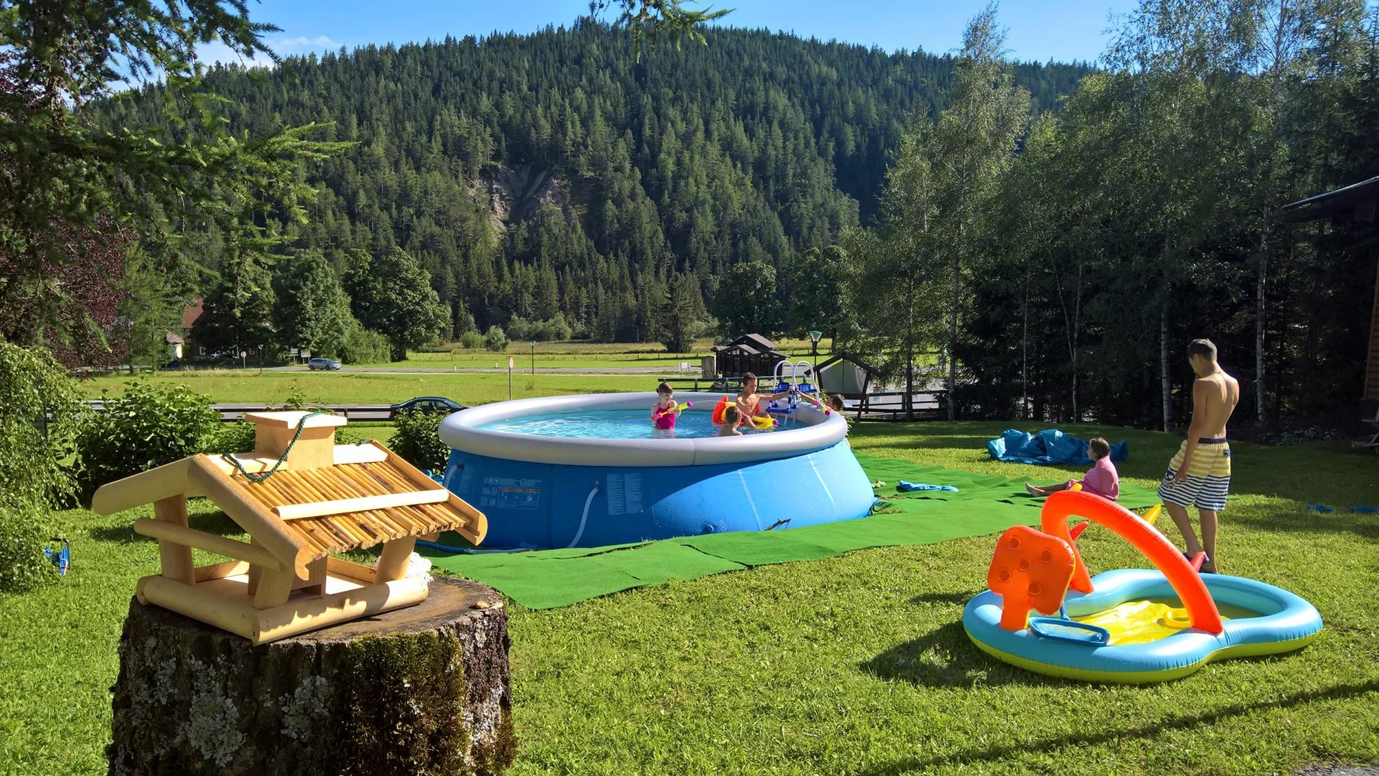 Pobyt v rakouských Alpách: snídaně či polopenze, sauny a turistická karta