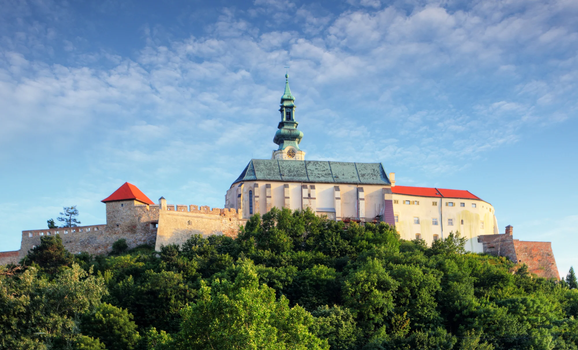 Odpočinek v historickém centru Nitry: snídaně i wellness