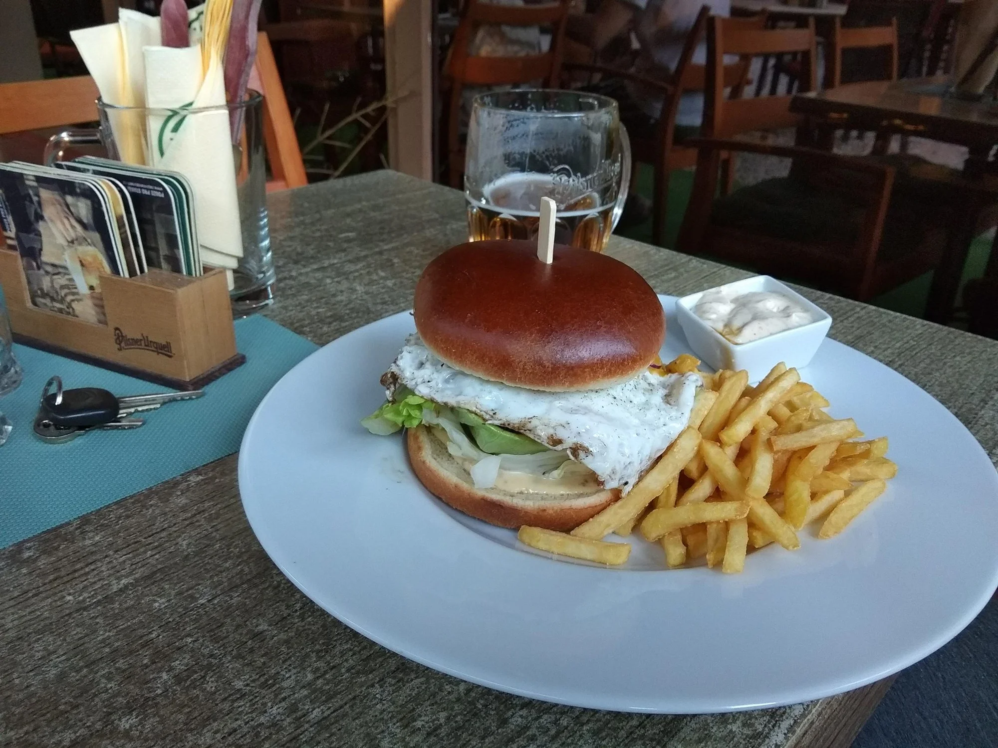 Žebra, steak podle výběru ze 2 druhů nebo burger pro 1 či 2 osoby