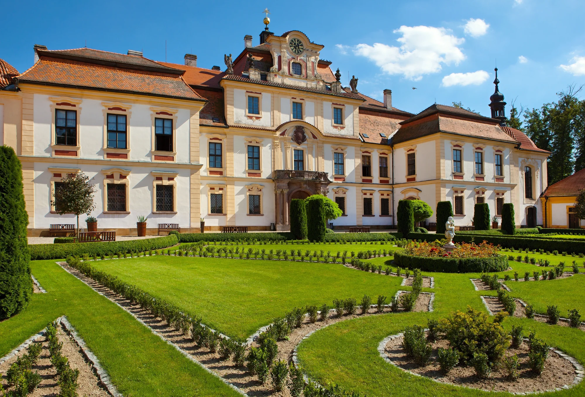 Dovolená kousek od Konopiště: pokoj Standard se snídaní a spoustou výletů