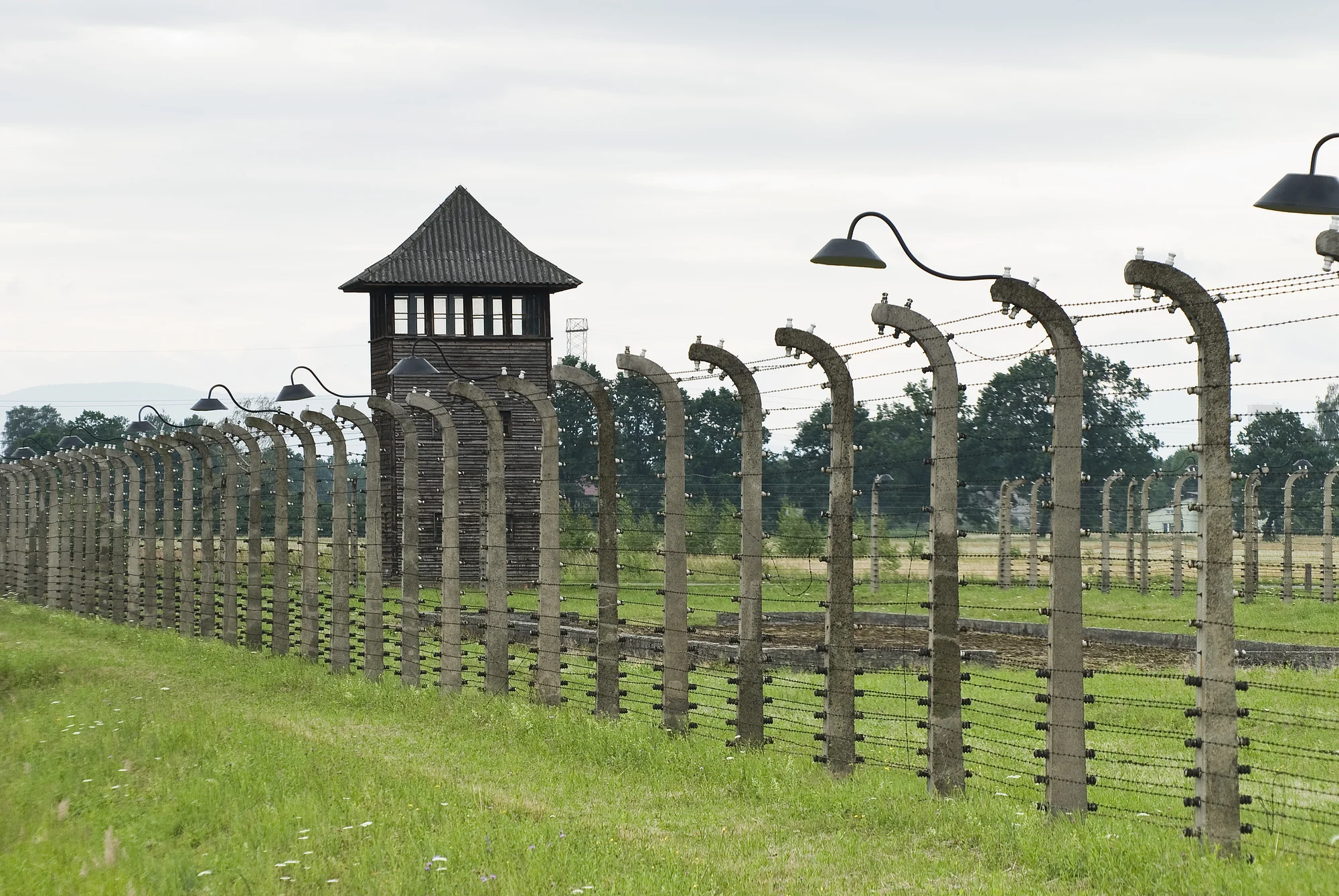 Poznávací exkurze do Osvětimi a Březinky