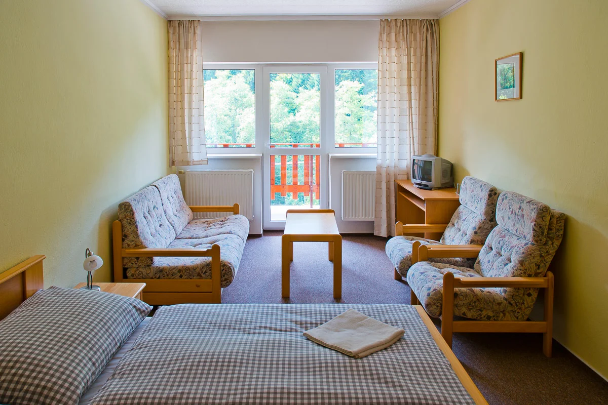 Relax pod hřebeny slovenských Javorníků: polopenze i bazén