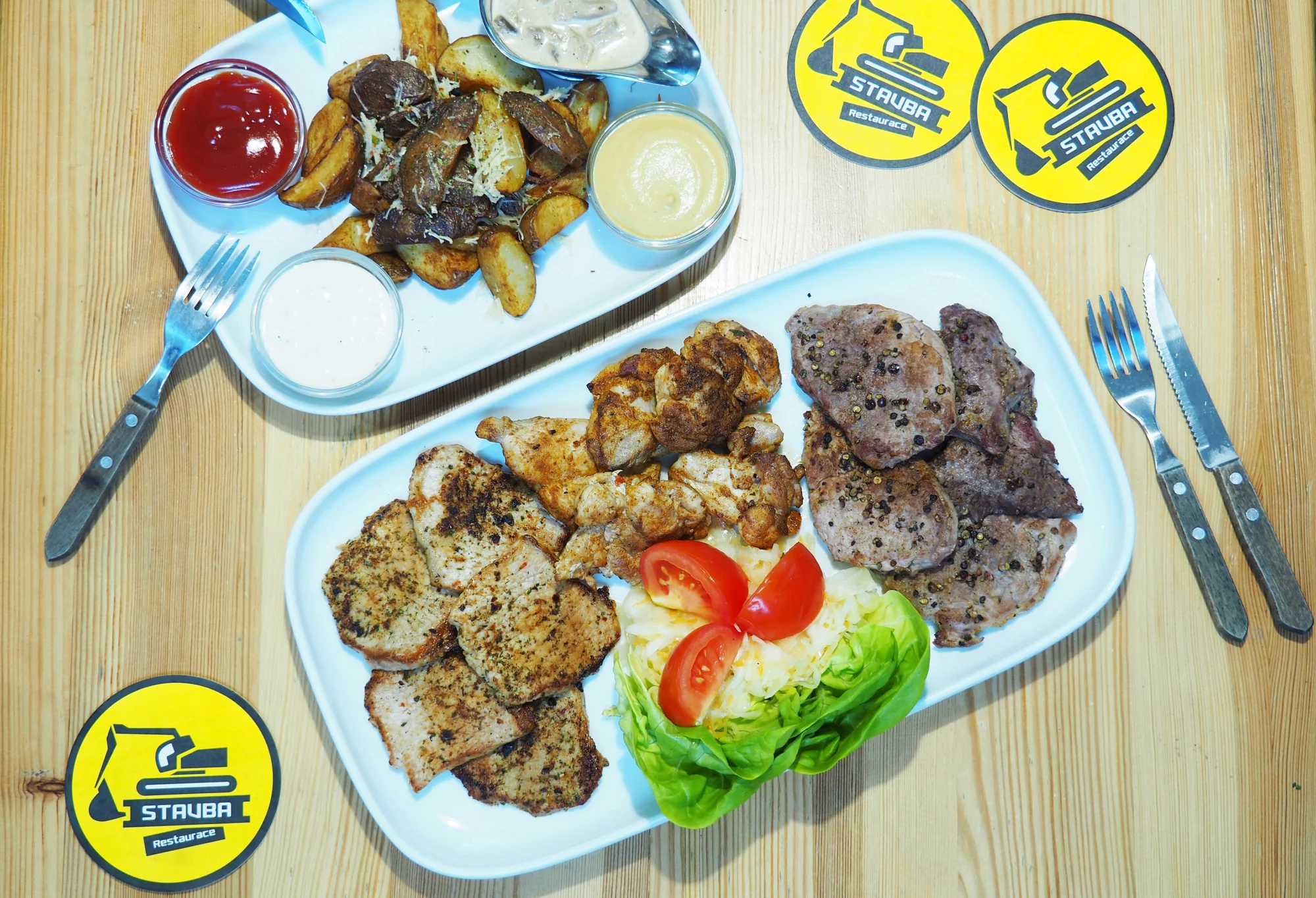 Otevřený voucher do restaurace v hodnotě 500 až 2000 Kč: žebra, křídla, burgery i nápoje