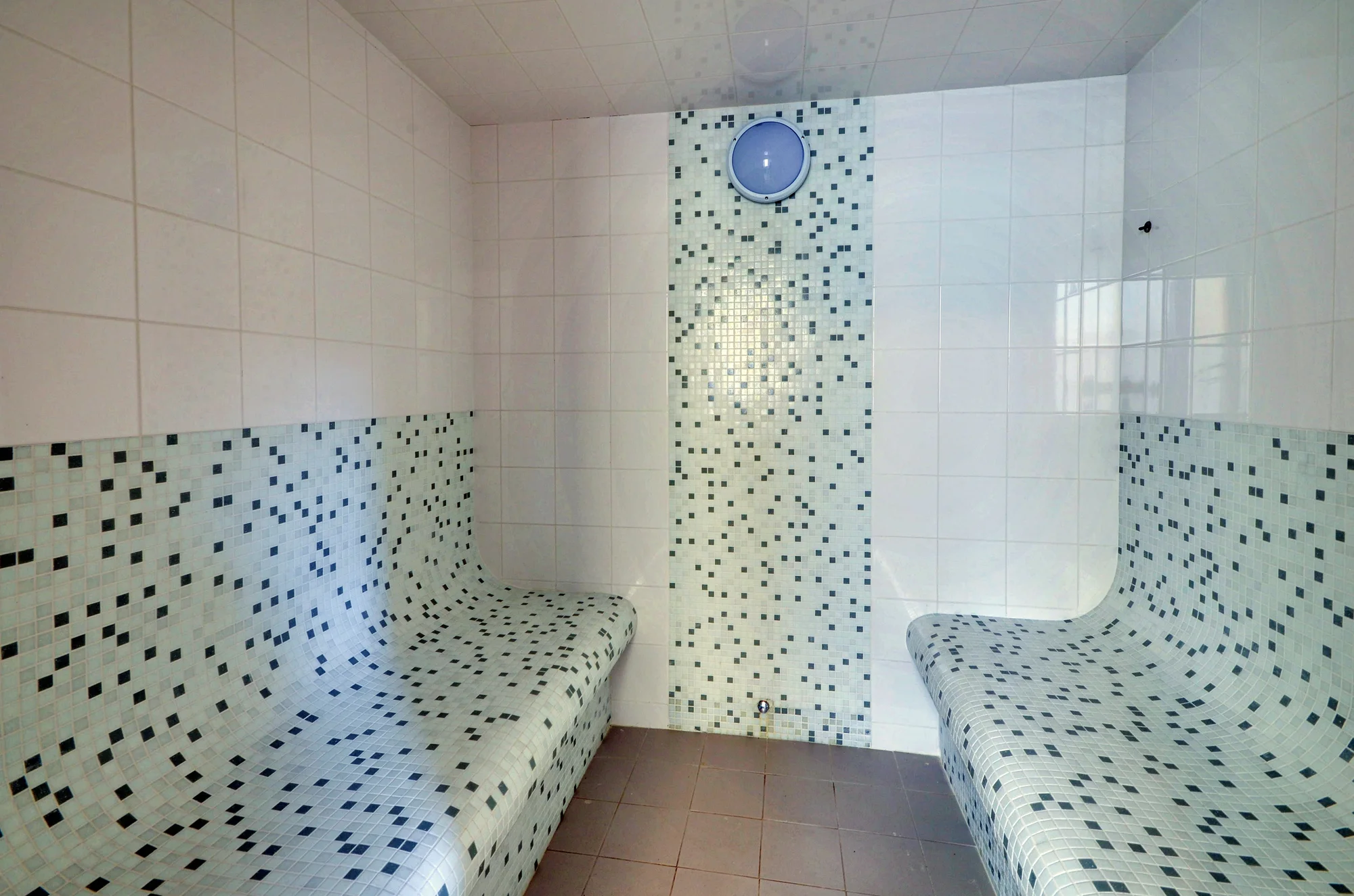 Pohronie: 3* hotel se snídaní či polopenzí i vstupem do wellness