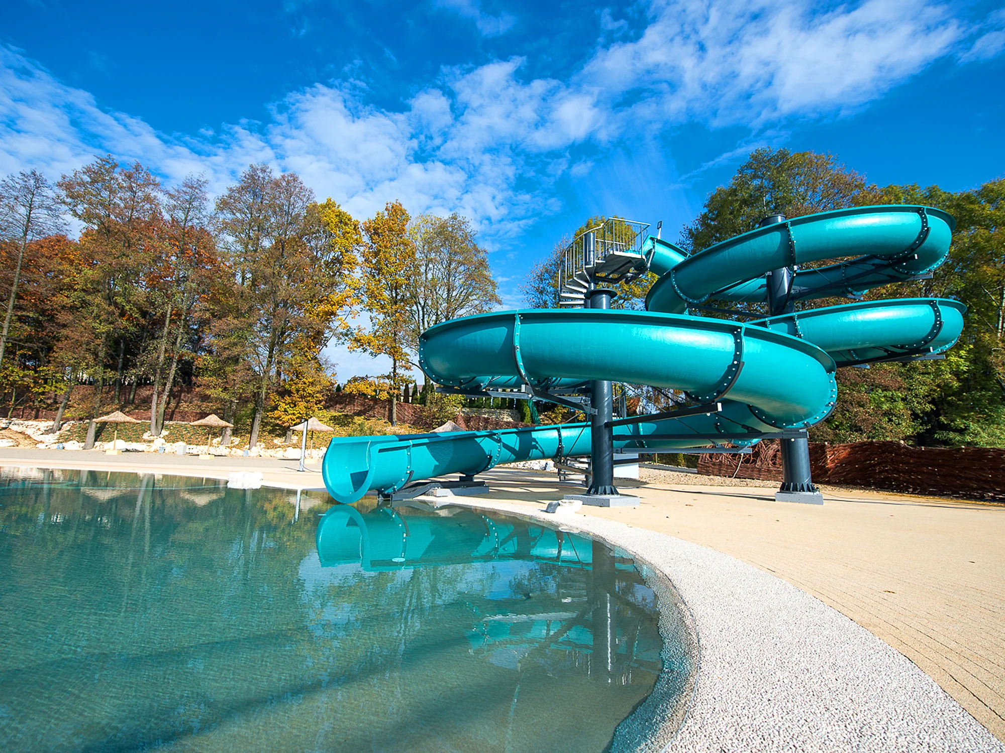 Jako u moře: 4* resort v Polsku, polopenze a neomezený wellness i solná jeskyně