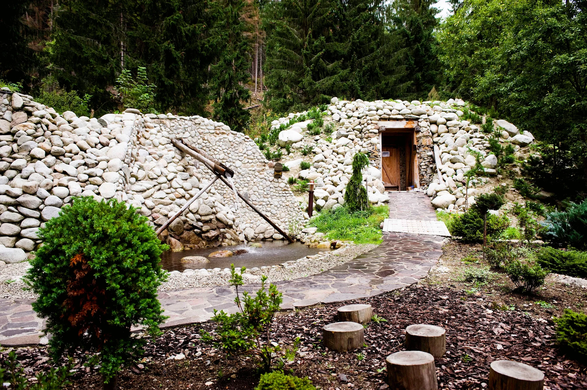 Pobyt v horském prostředí Podbanského: snídaně či polopenze a vstup do luxusního wellness