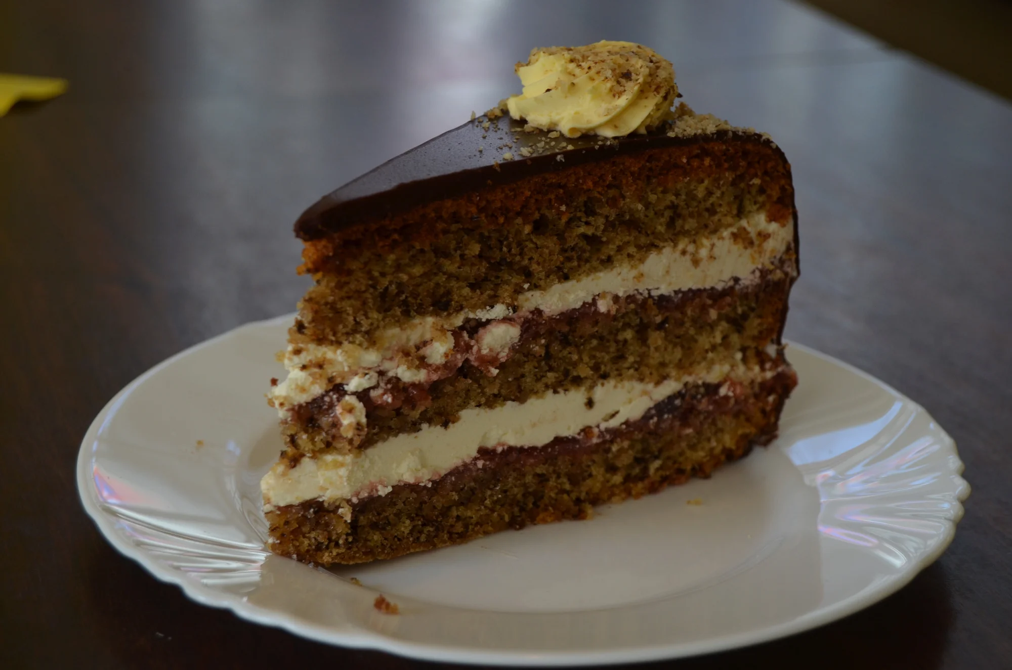 Dovolená v Zámeckém hotelu Lednice: terasa s výhledem na zámek, snídaně či polopenze a víno