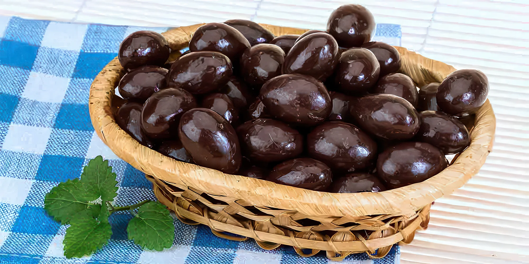 Mandle v mléčné i hořké čokoládě, 250–1000 g