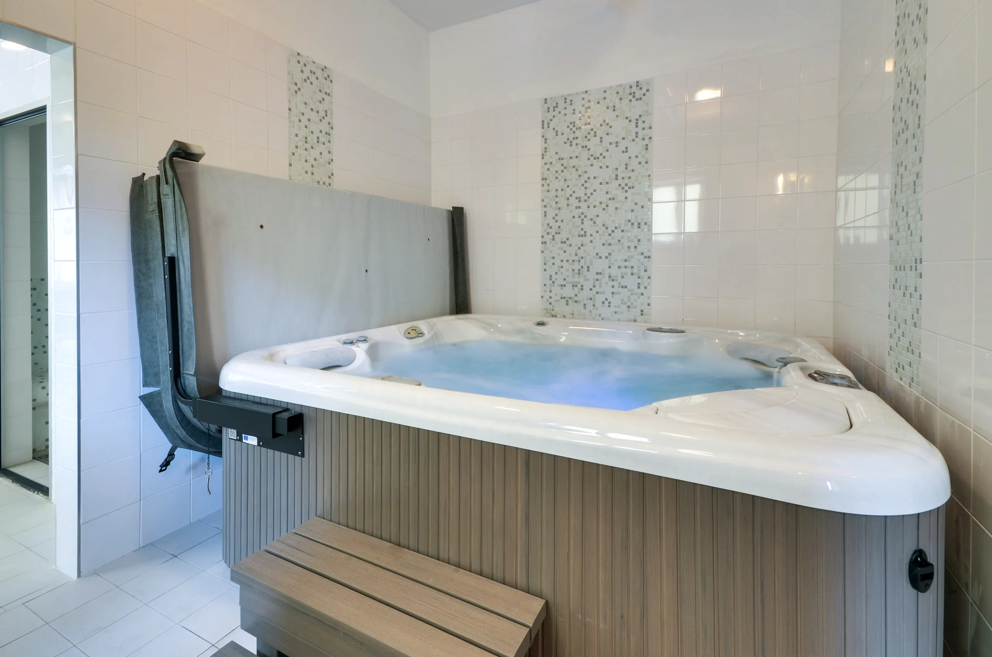 Pohronie: 3* hotel se snídaní či polopenzí i vstupem do wellness