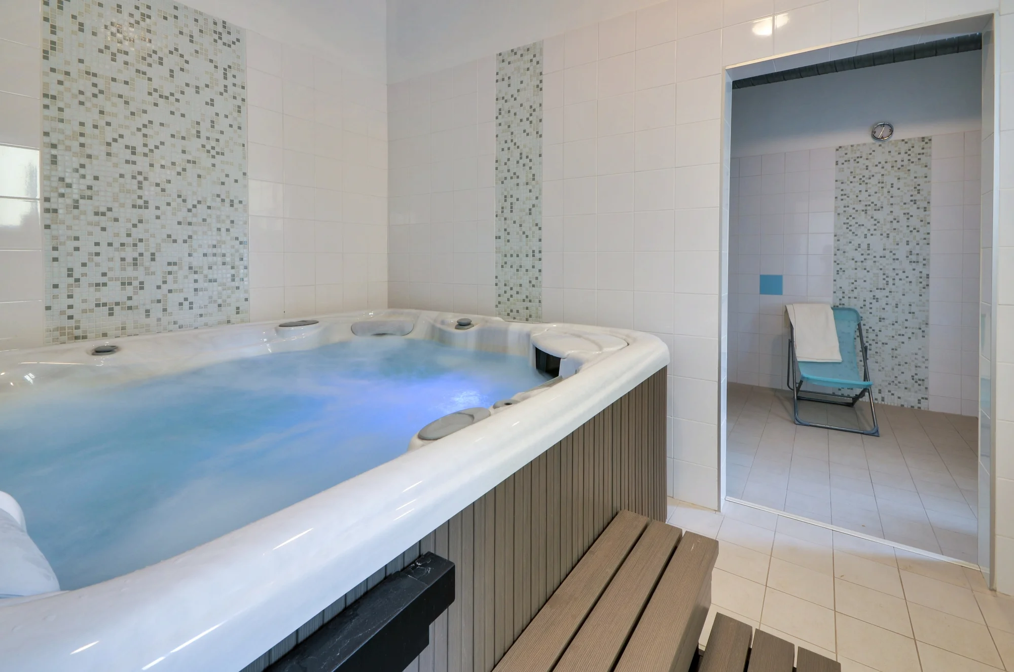 Pohronie: 3* hotel se snídaní či polopenzí i vstupem do wellness