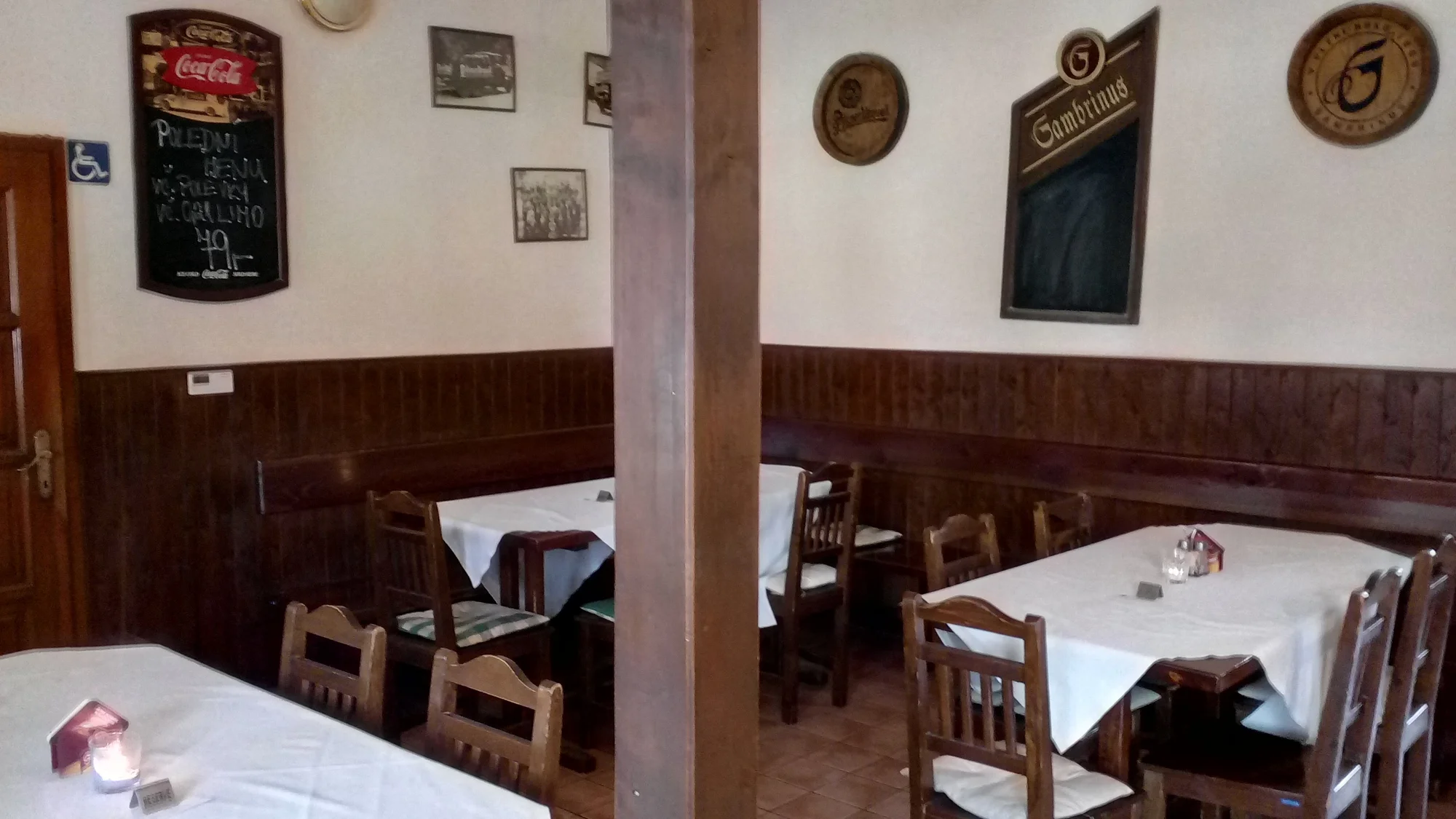 1 nebo 2 kg šťavnatých řízků podle chuti: kuřecí, vepřové nebo mix v restauraci Pod Jasanem