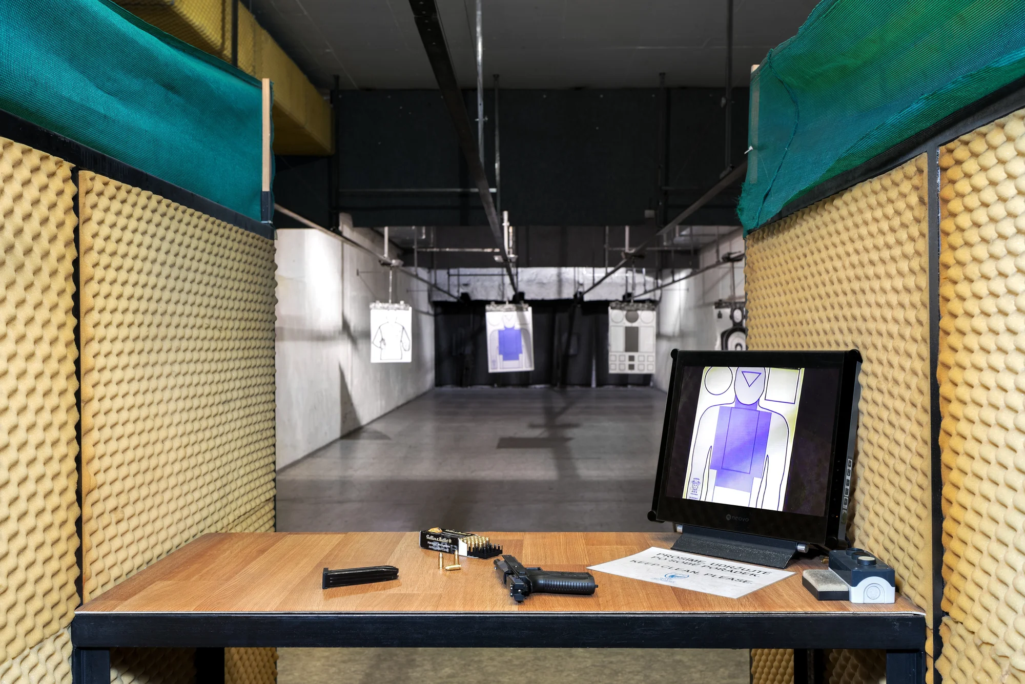 Střelecké balíčky pro jednotlivce i páry: Glock, Colt i samonabíjecí puška