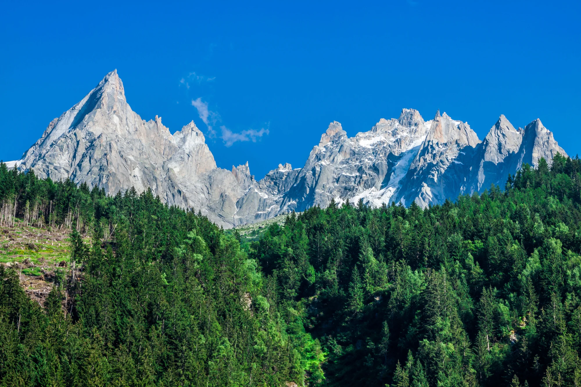 Výlet do horského střediska Chamonix, k hoře Mont Blanc a do Ženevy