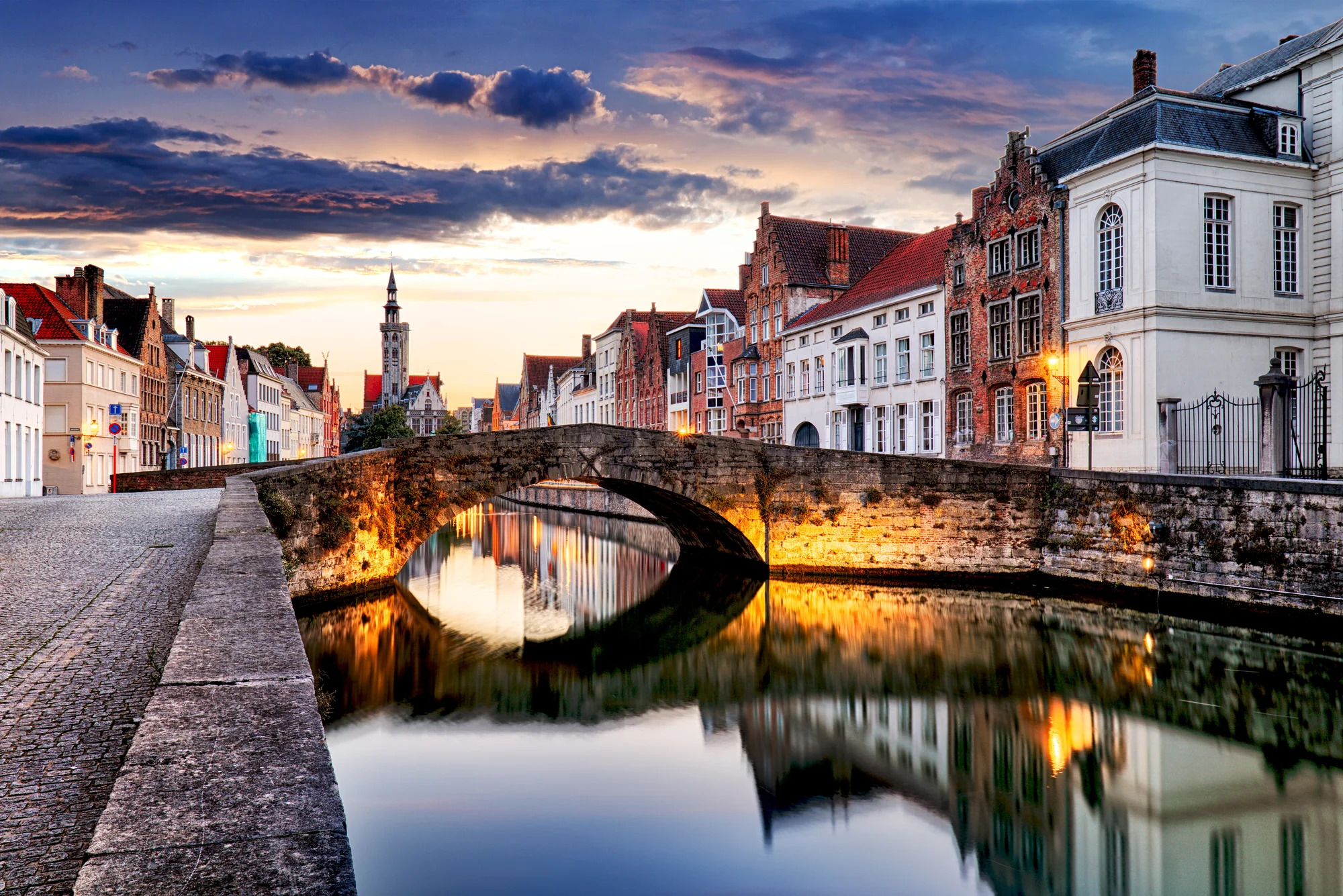 Krásná atmosféra v belgických Bruggách: program s průvodcem i individuální volno