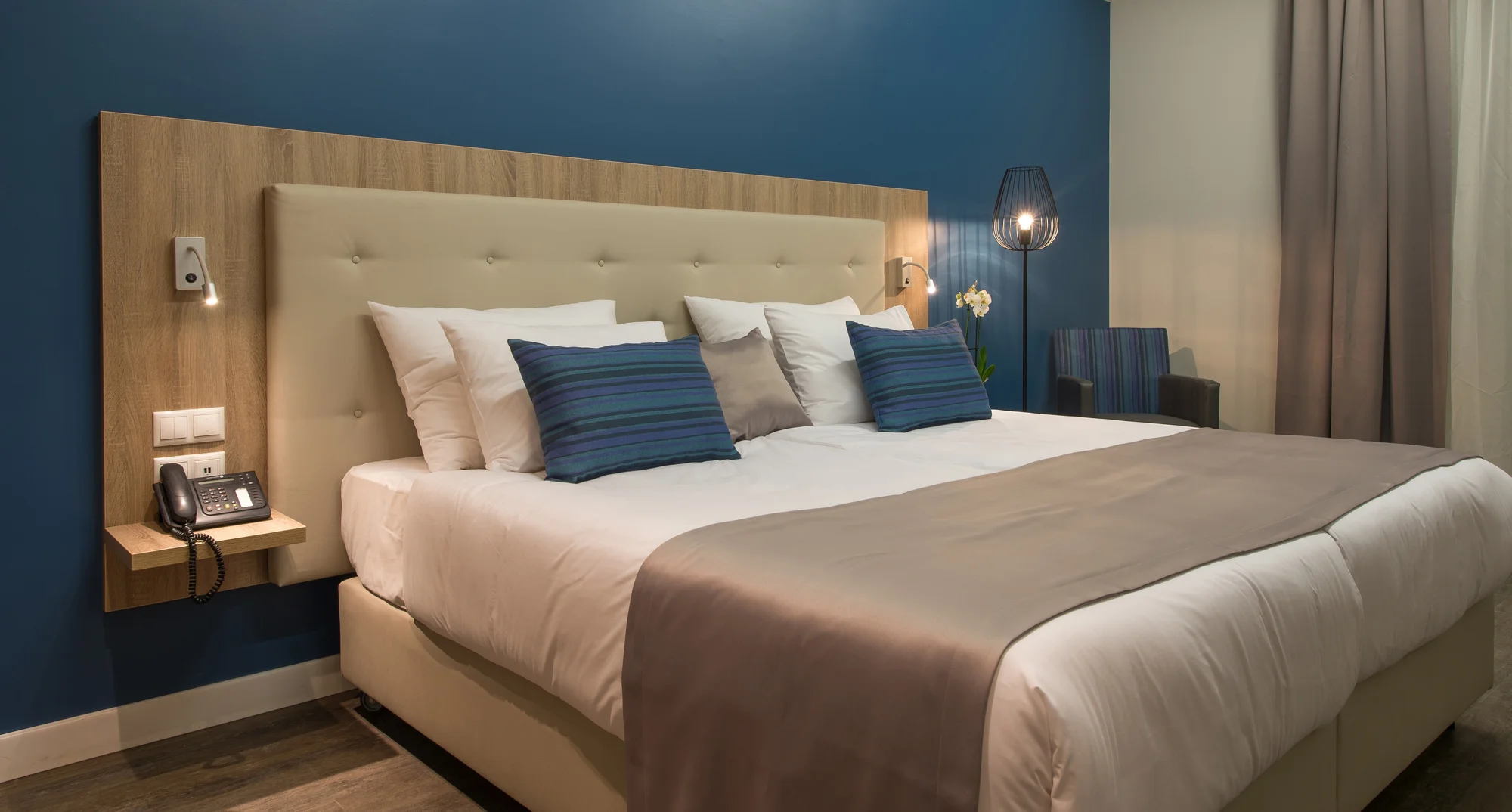 Poznejte Budapešť: moderní 4* hotel v centru, snídaně a neomezeně sauna