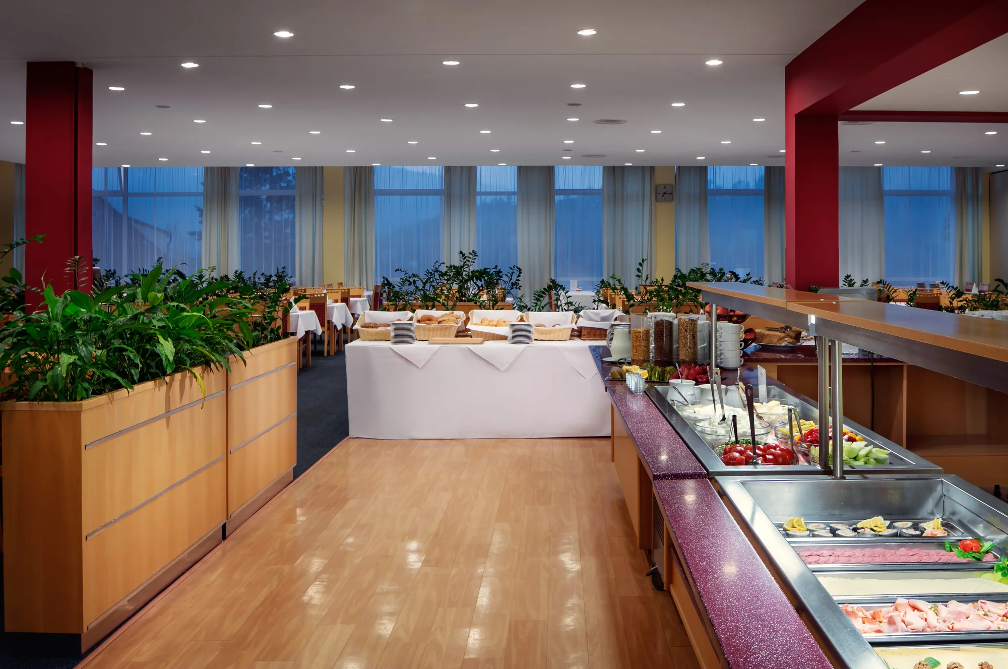 Wellness pobyt v Karlových Varech ve Spa Resortu Sanssouci****: polopenze, procedury i CBD program