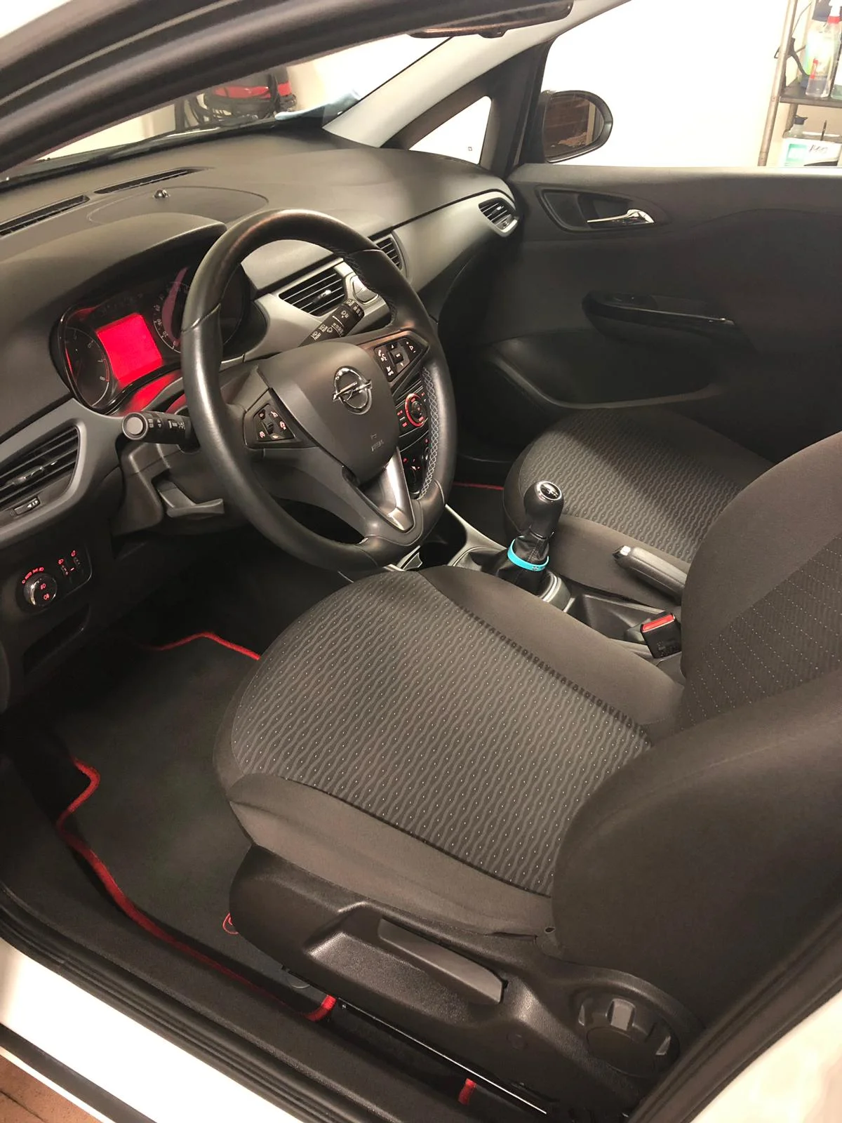 Dejte auto do pucu: komplexní péče o interiér i exteriér vašeho vozu