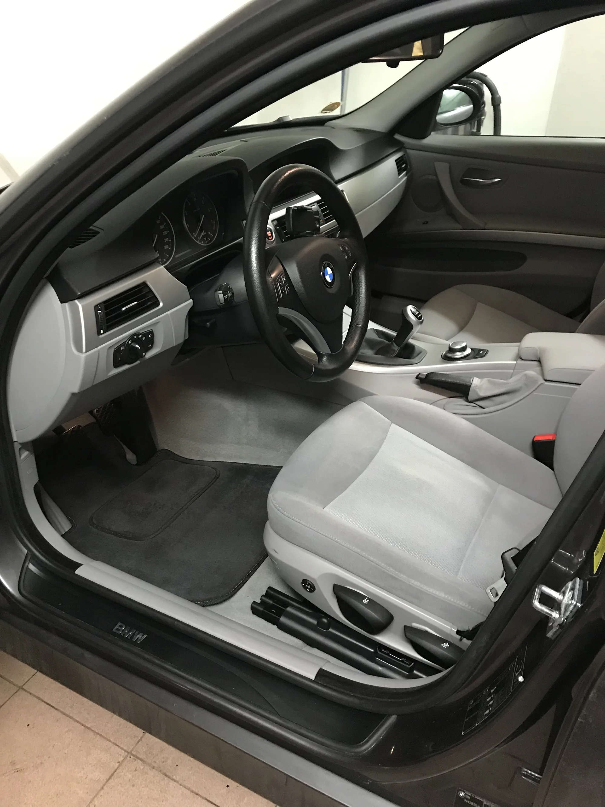 Dejte auto do pucu: komplexní péče o interiér i exteriér vašeho vozu