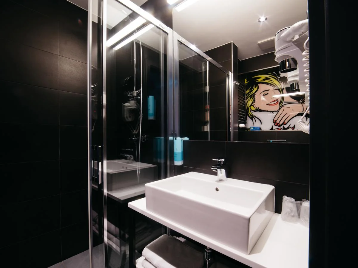 Krásy Krakova: zázemí moderního hotelu se snídaní či polopenzí