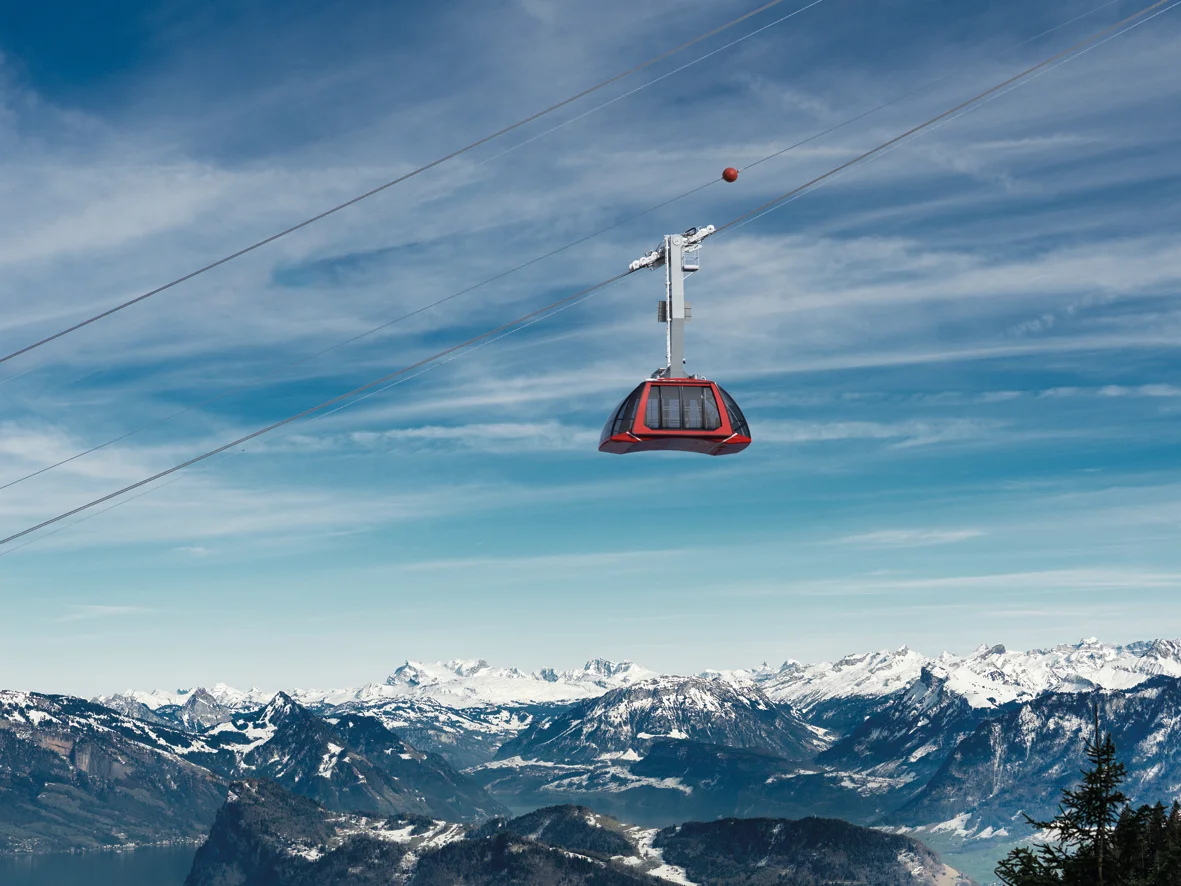 Zájezd do Švýcarska za alpskými panoramaty a nejstrmější zubačkou světa