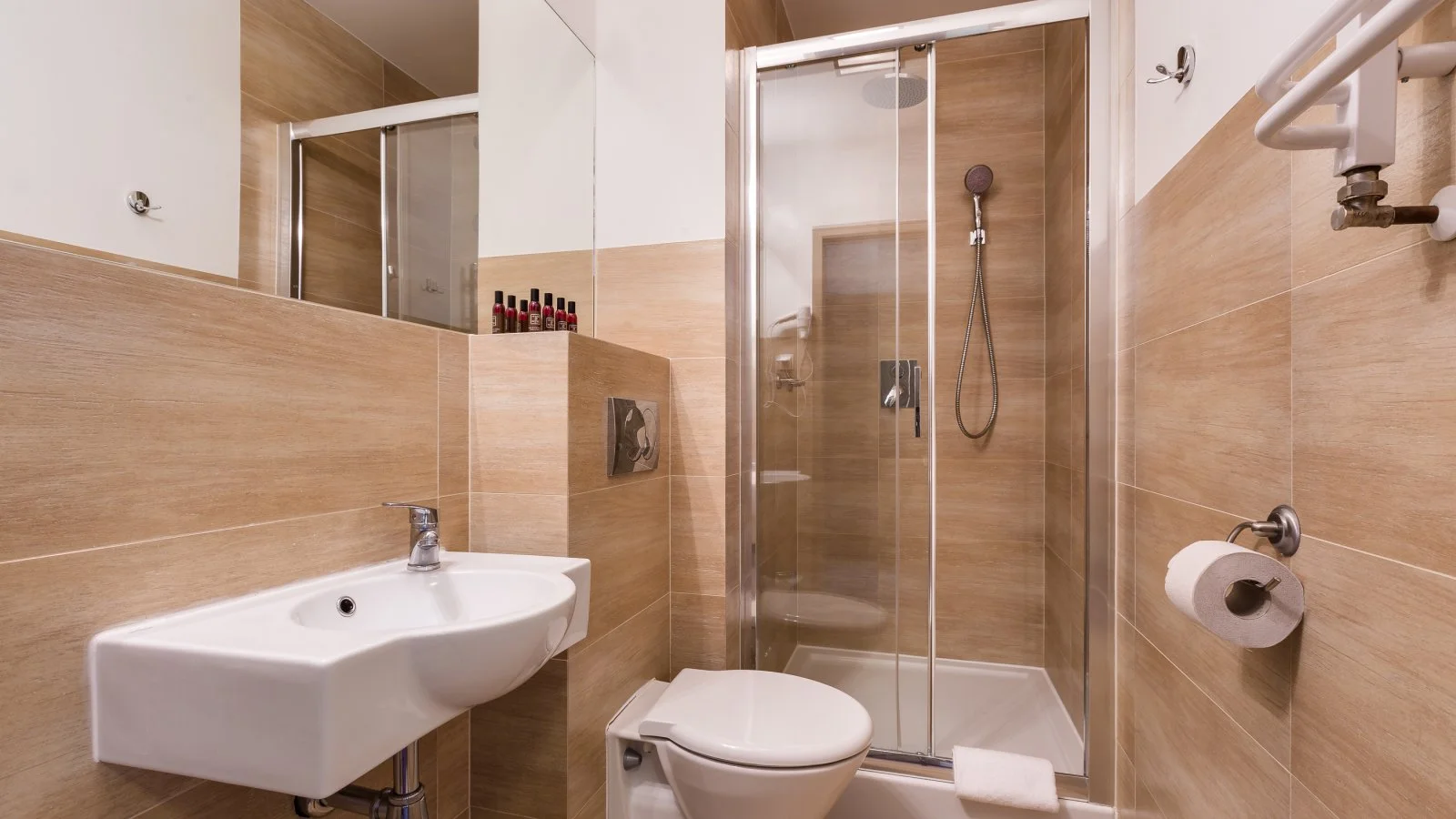 Pobyt v moderním hotelu v polských Krkonoších: snídaně či polopenze, neomezený wellness