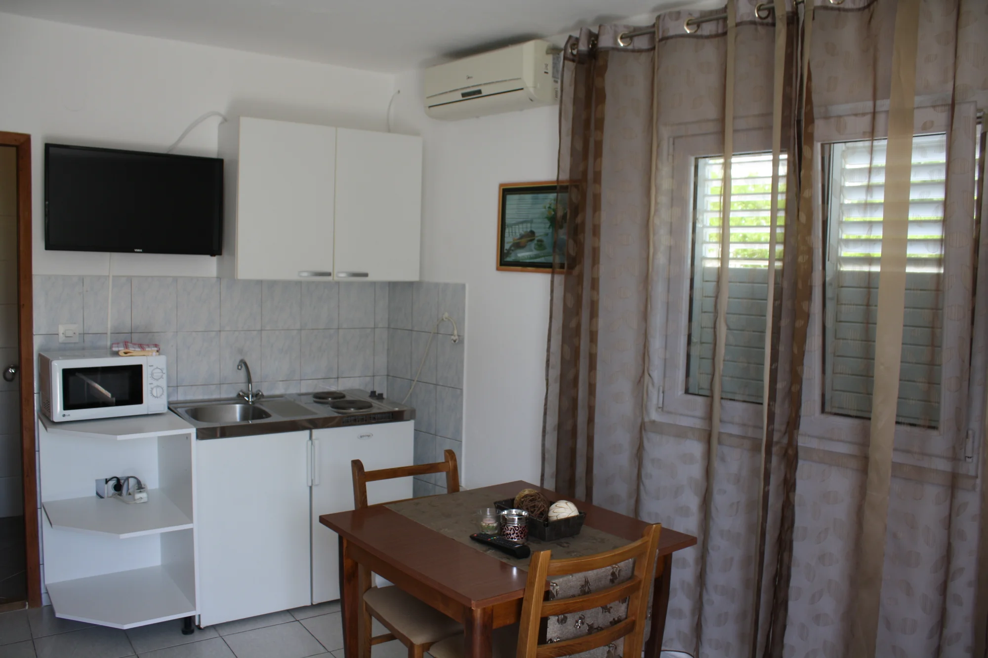 V párech či s rodinou na Makarskou riviéru: 7 nocí ve vybavených apartmánech pro 2-4 osoby