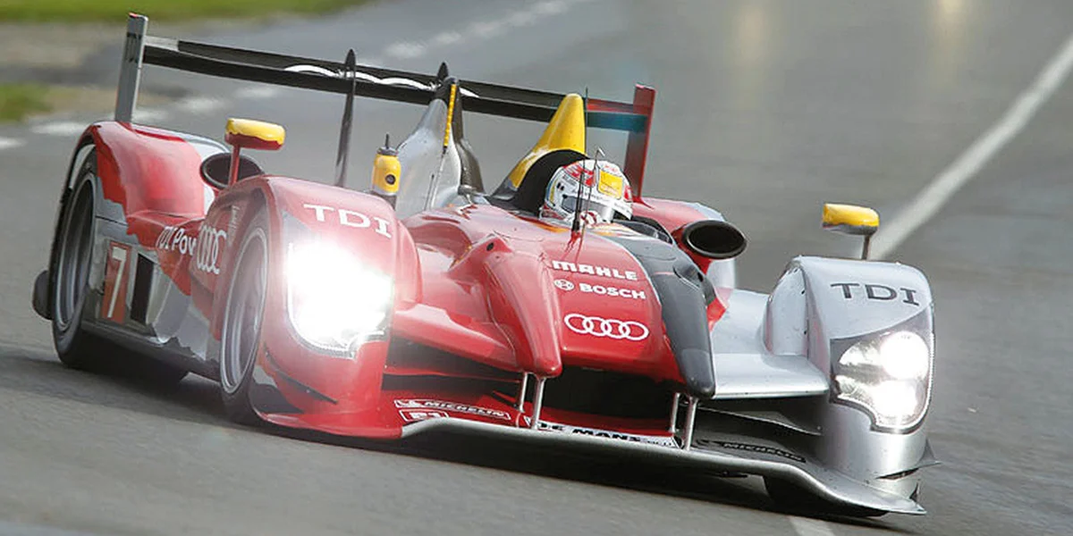 Autokarem na slavný závod: 24 hodin v Le Mans
