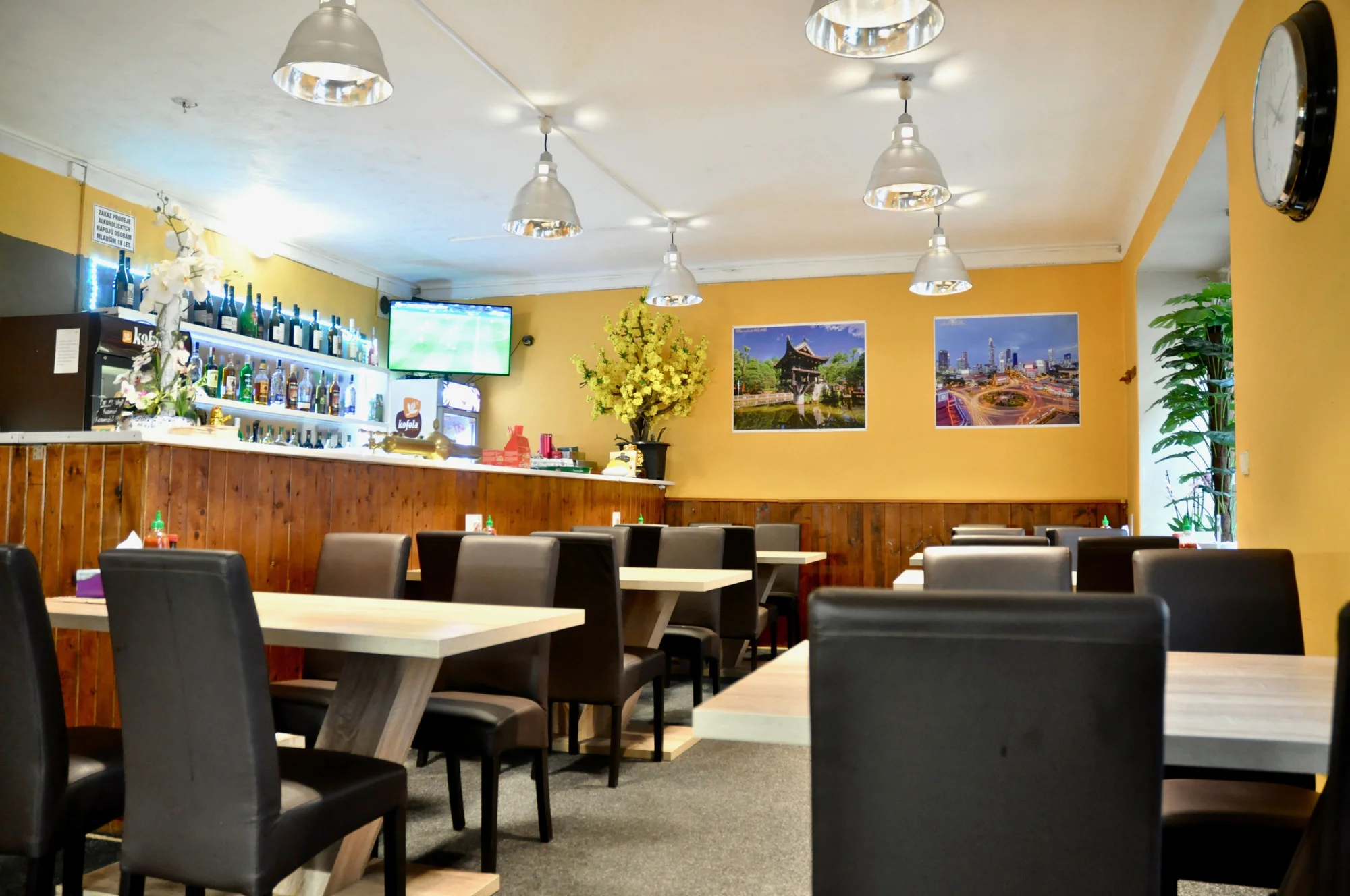 Otevřený voucher na sushi, asijské jídlo, obědový bufet i nápoje v hodnotě 500 až 2000 Kč