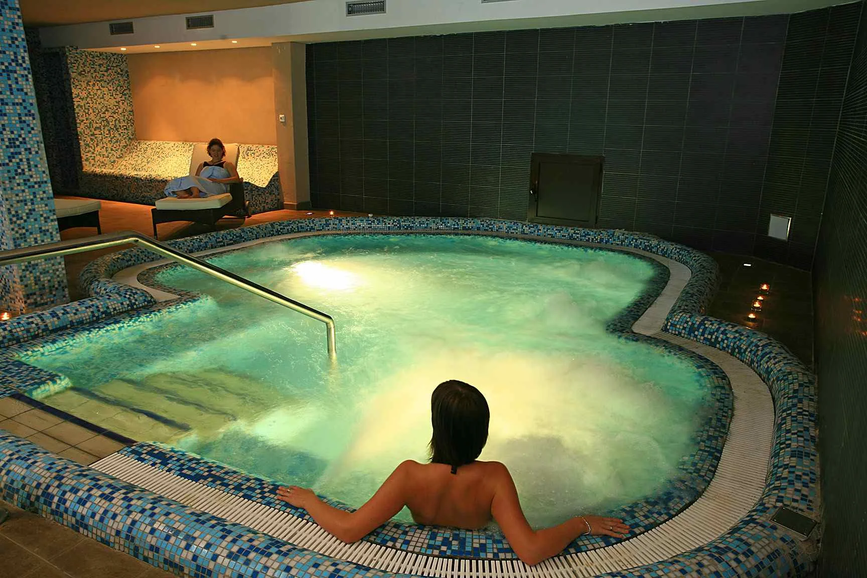 Relax na ostrově Korčula: 4* hotel se stravou, neomezeným wellness i večerním a dětským programem