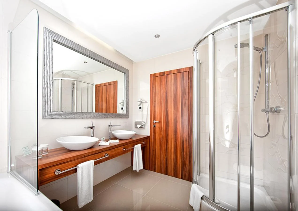 Pobyt v oblíbeném 4* hotelu Holiday Inn Trnava: designový interiér, snídaně i wellness