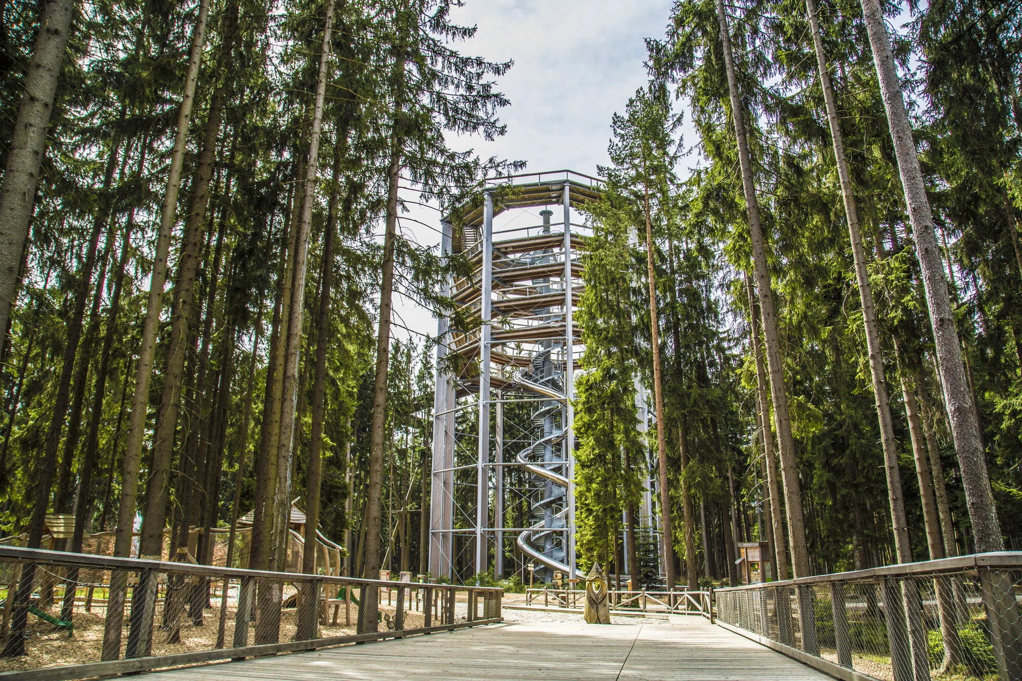 Wellness pobyt v resortu přímo u Lipna: polopenze, sauna a bazén i další bonusy