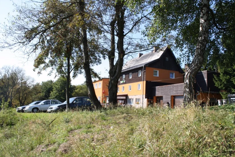 Aktivní dovolená s polopenzí nebo plnou penzí a saunou v Krušných horách