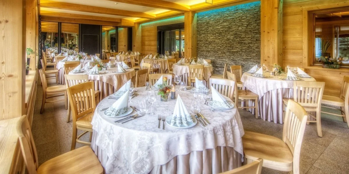 4* hotel v polských Beskydech: poloha přímo u sjezdovky, wellness i jídlo, možnost masáže