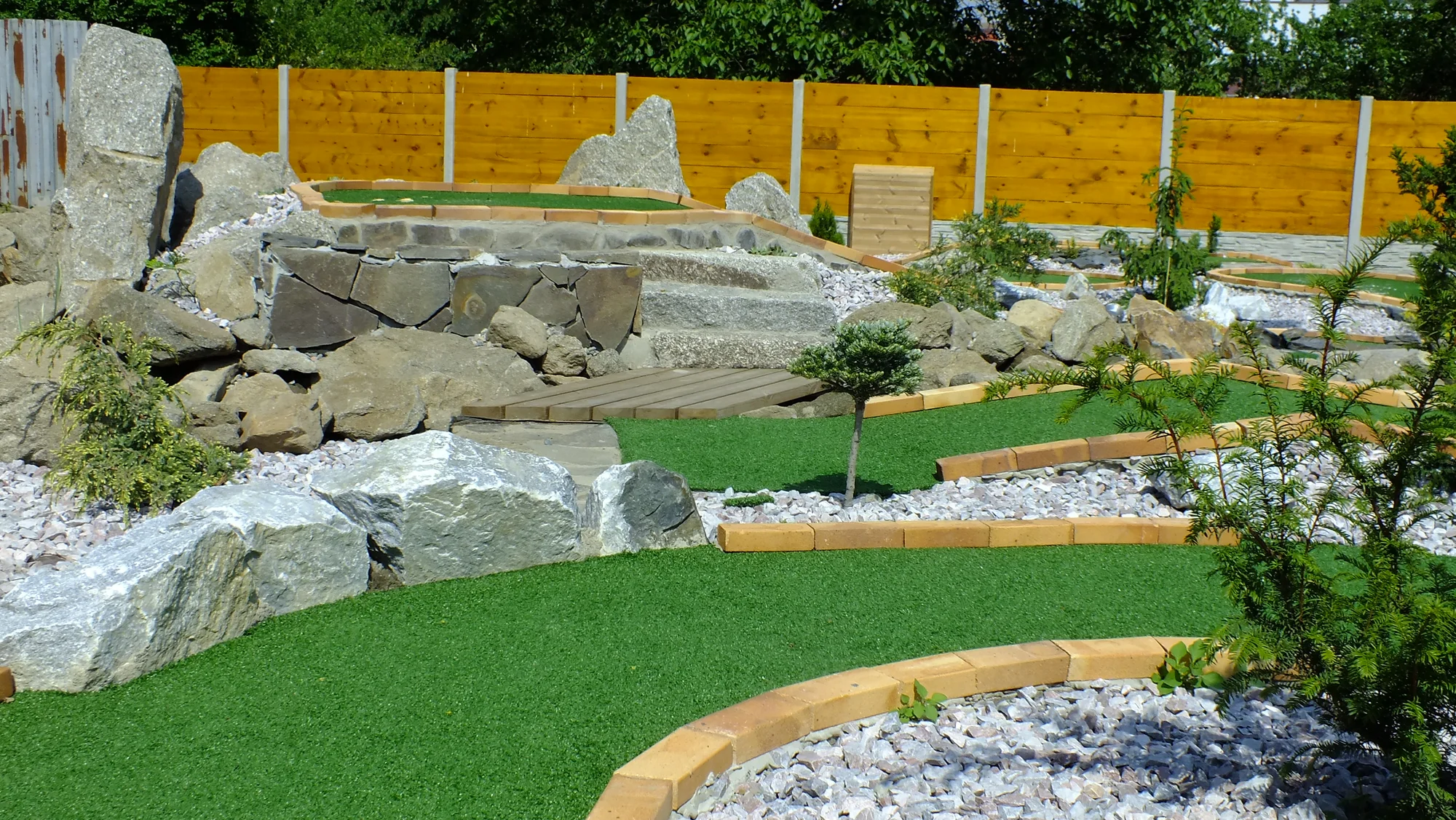 Trefte jamku: vstup na hřiště Adventure Golfu pro děti i dospělé