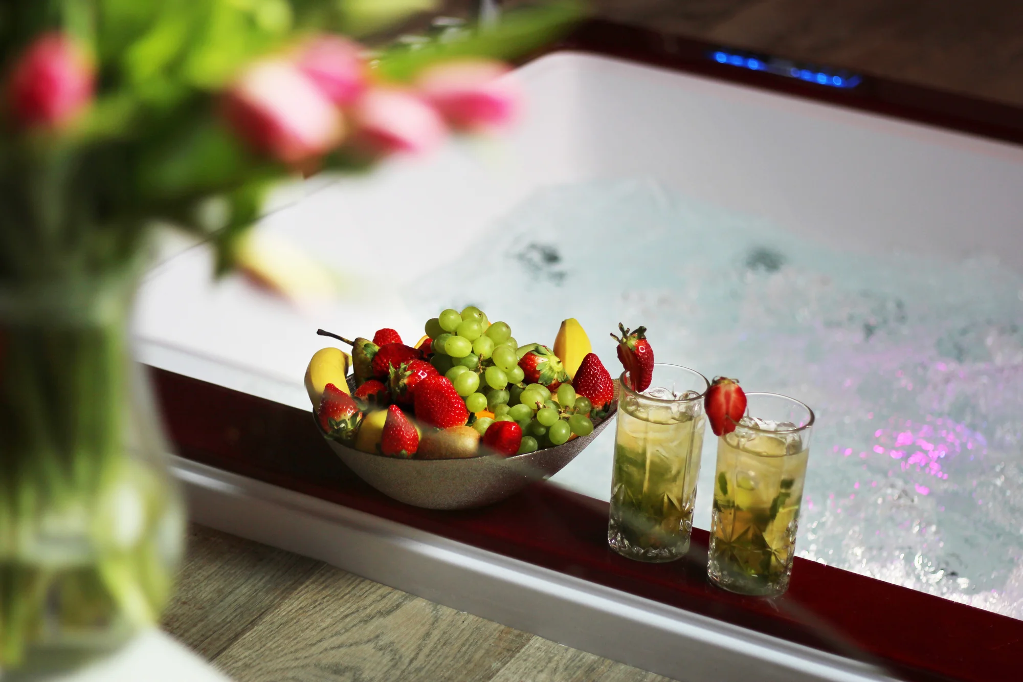 Privátní wellness pro dva: 120 minut s romantickým balíčkem