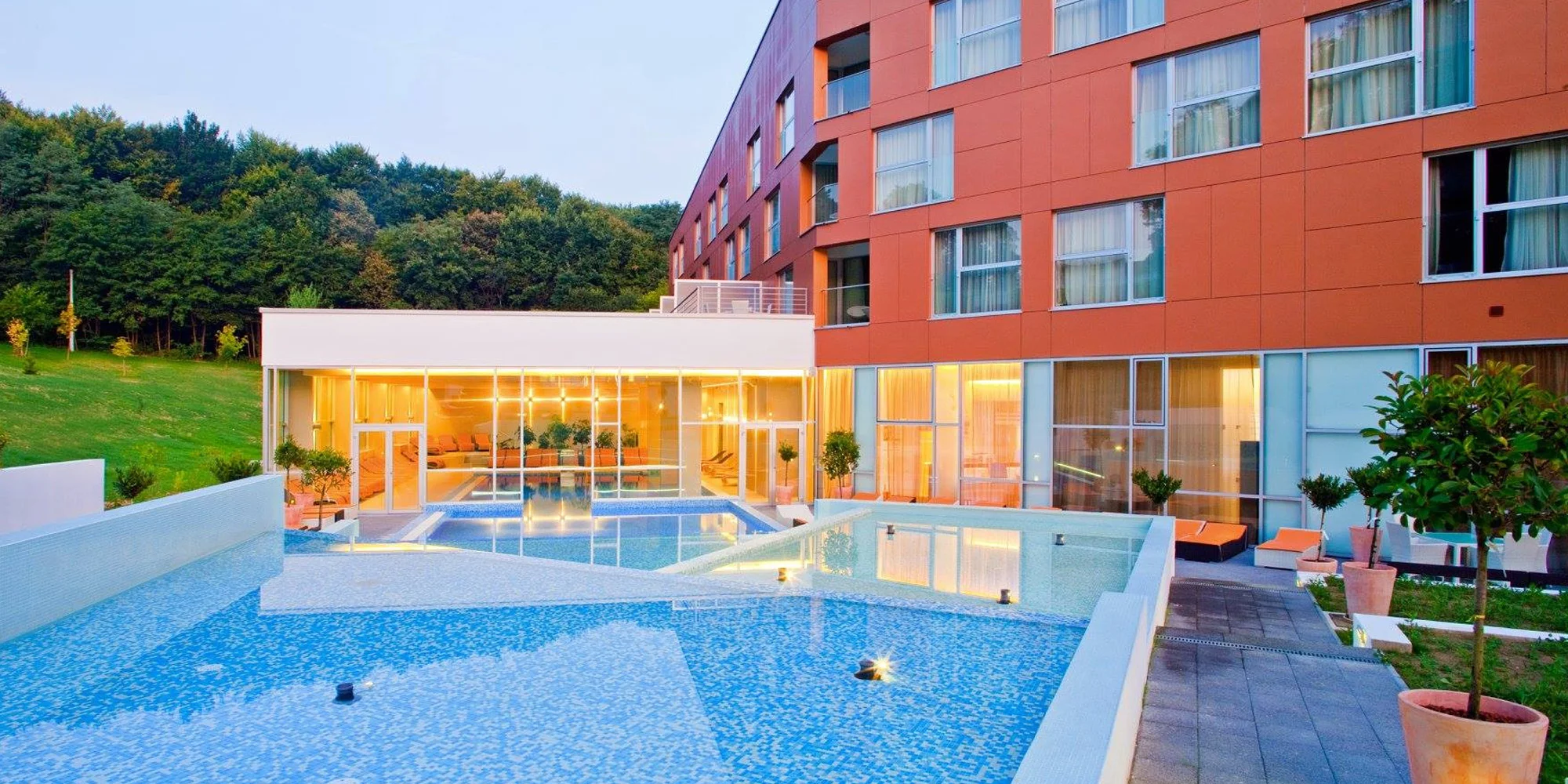 S rodinou do Chorvatska: 4* hotel s polopenzí či all inclusive, termální bazény, aquapark a 2 děti zdarma