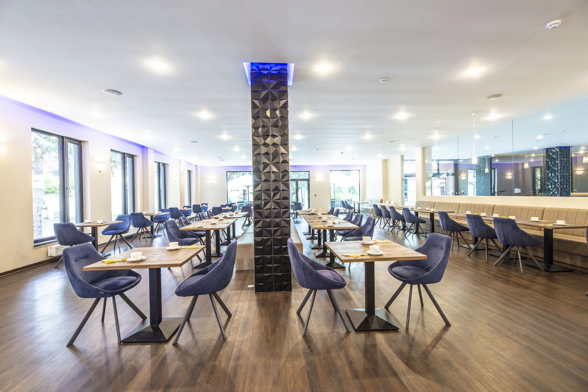 Voucher v hodnotě 500-1000 Kč na jídlo i pití do restaurace INN SIDE