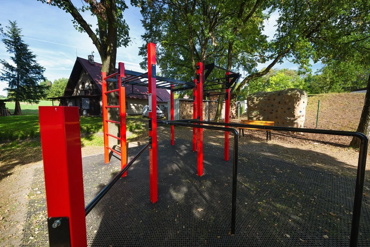 Dovolená v Železných horách: vila nebo chatka, venkovní bazén a wellness, varianty se snídaní