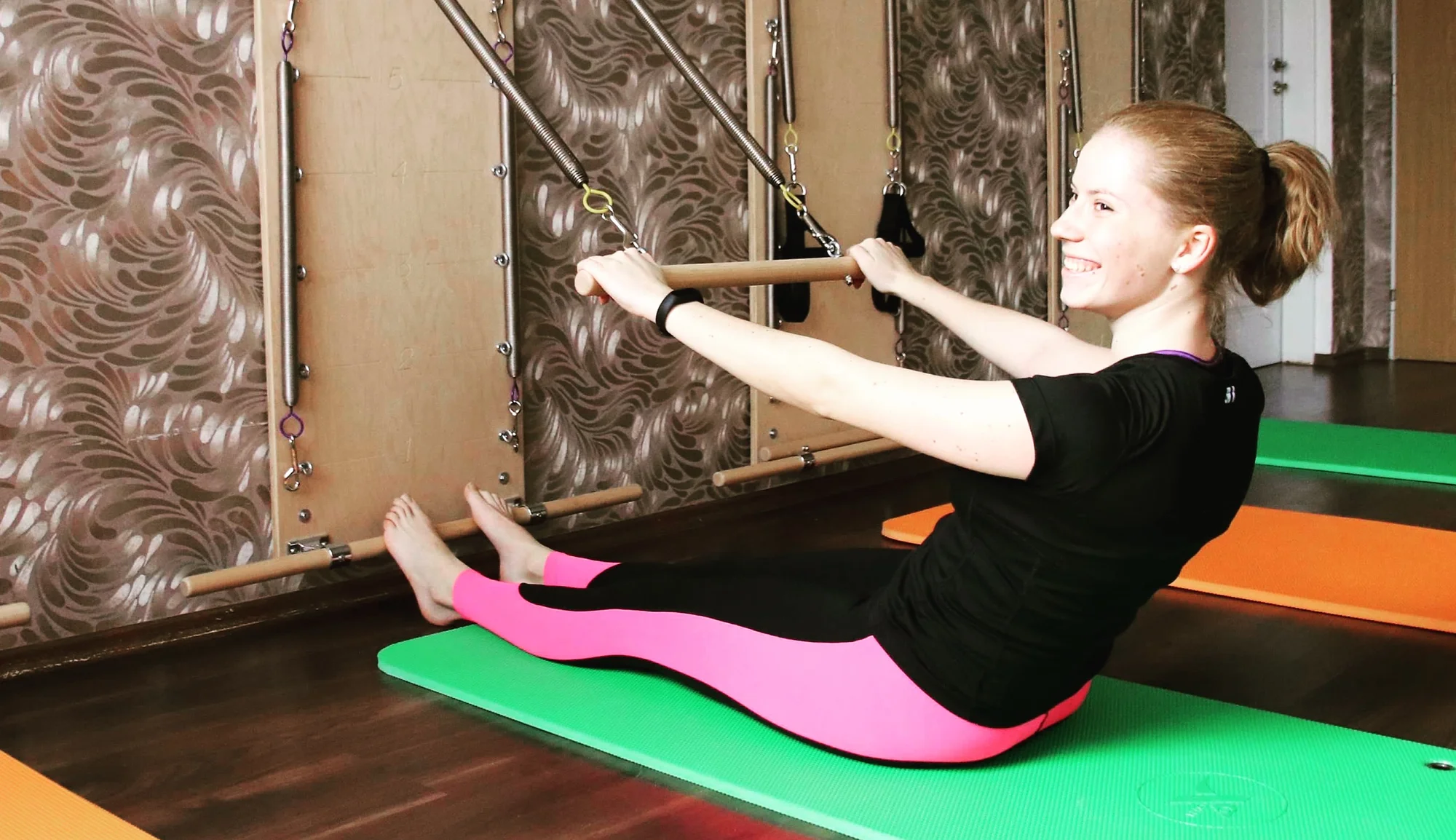 Zpevněné tělo i lepší spánek: 1 až 5 skupinových lekcí pilates na 45 minut