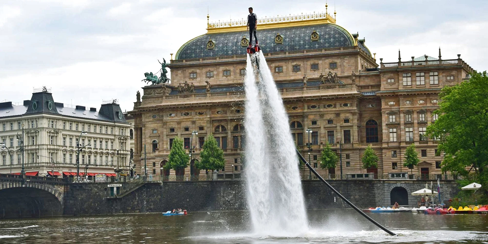 Flyboard: let nad hladinou v Brně, Ostravě, Plzni, Praze nebo České Lípě