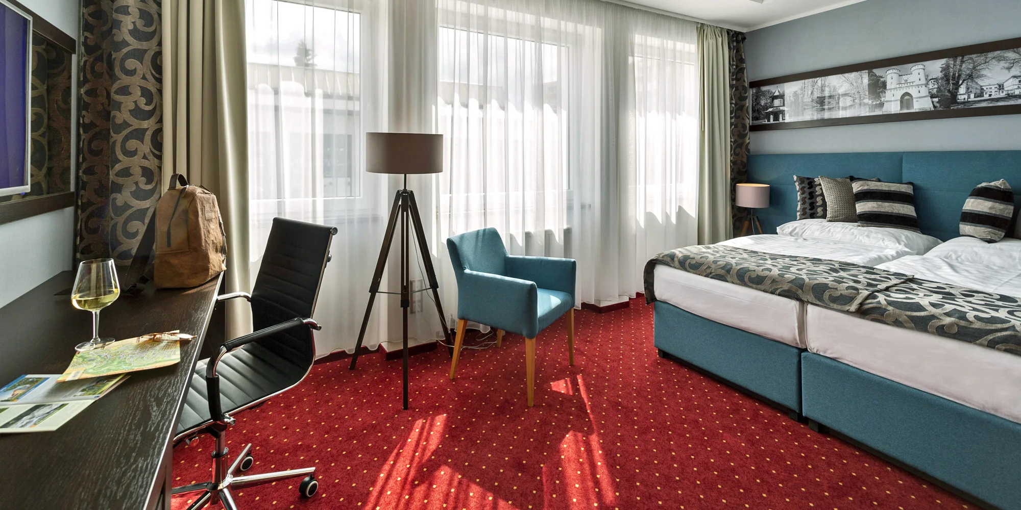 Hotel v bývalé továrně ve Vlašimi: snídaně, polopenze a bowling či wellness
