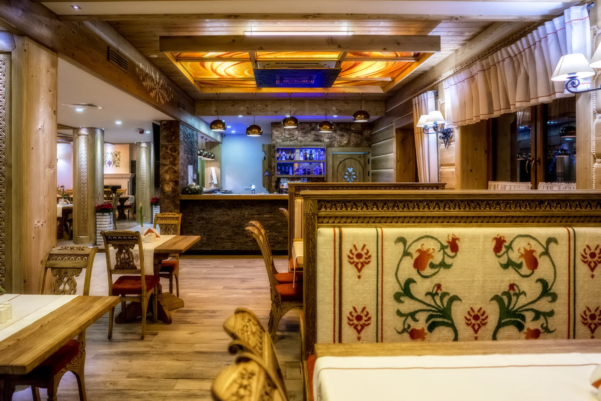 Pobyt ve 4* hotelu v Zakopaném: snídaně či polopenze a relax ve VIP wellness