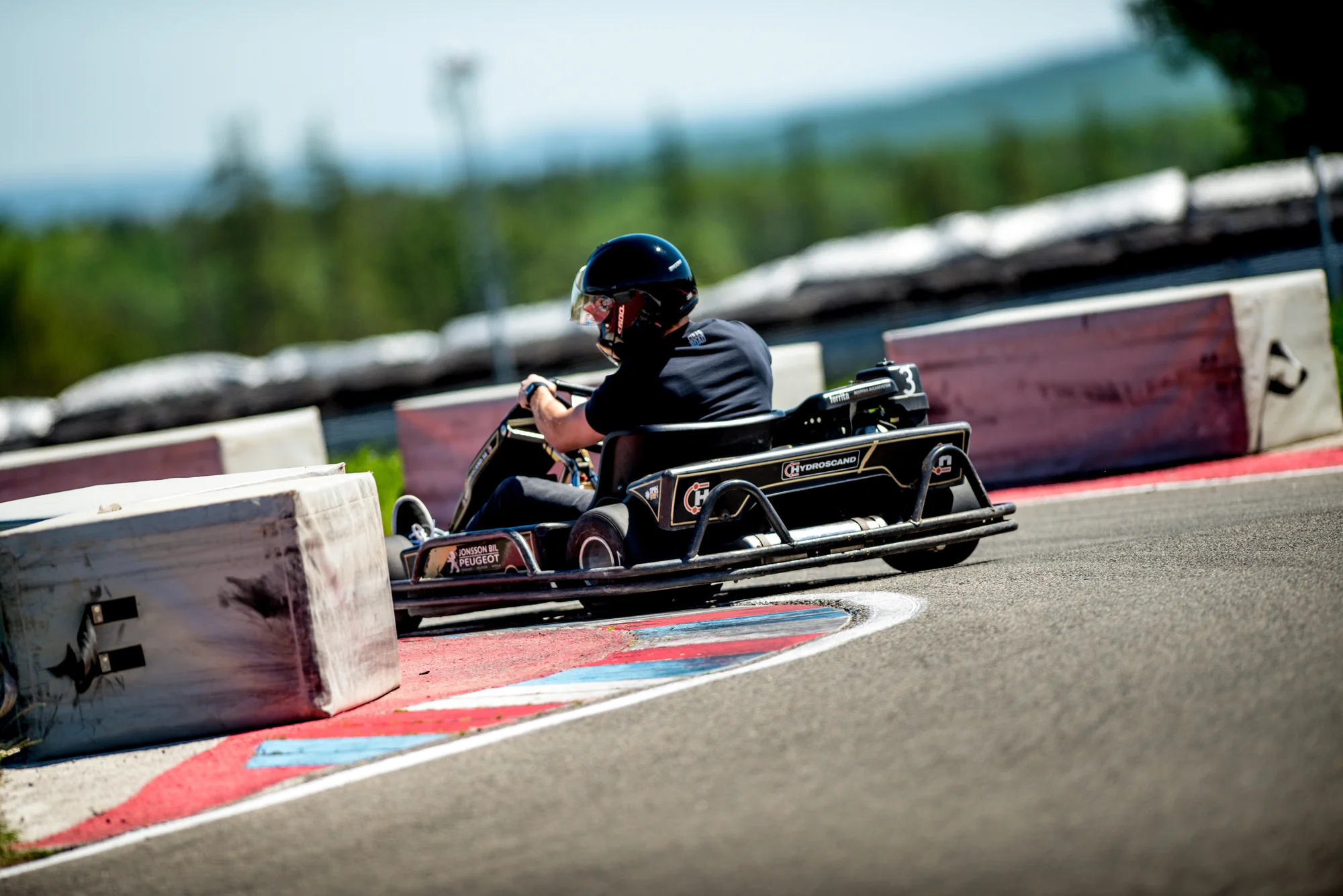 Staňte se mistrem Masarykova okruhu: 1, 2 nebo 6 jízd na motokáře