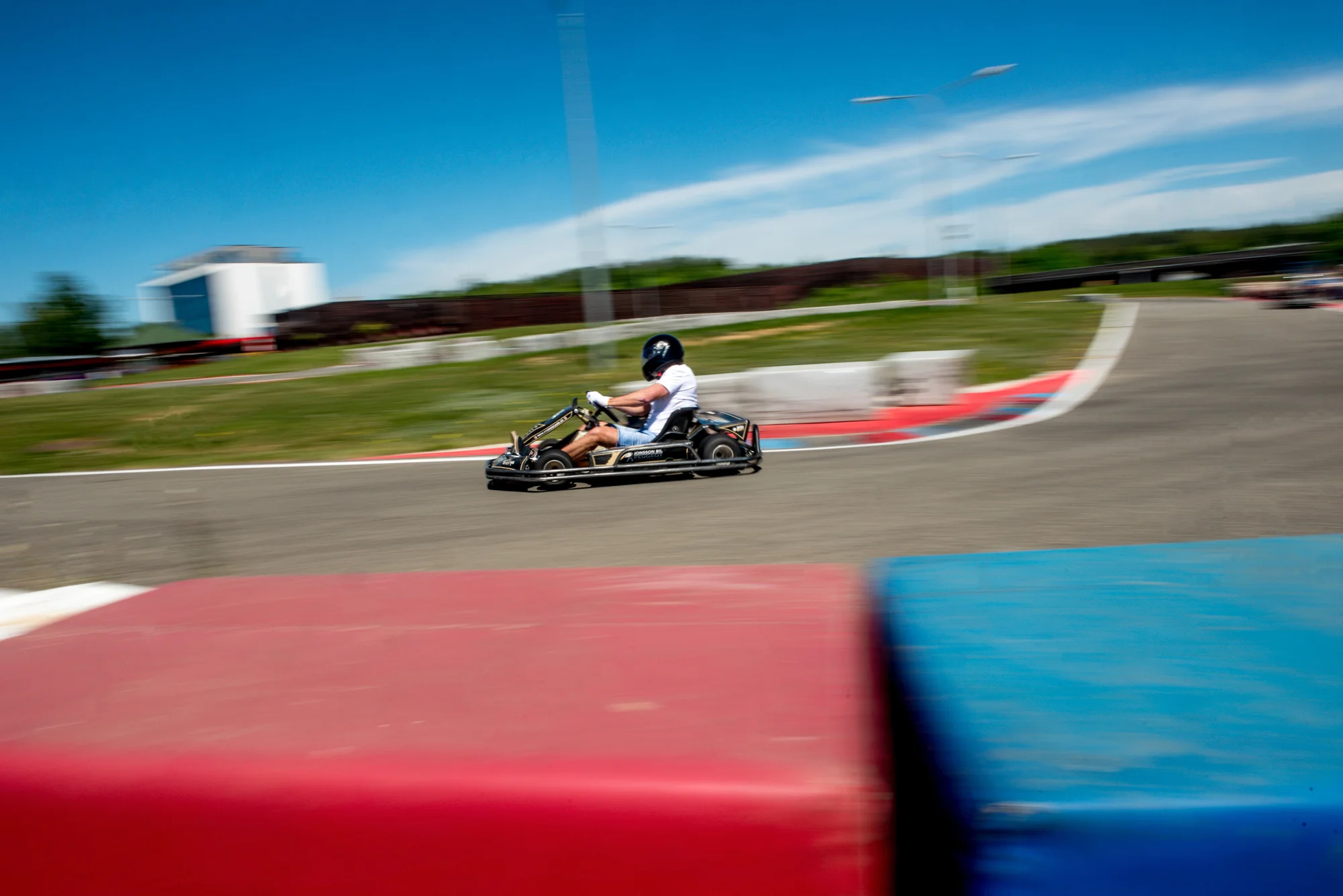 Staňte se mistrem Masarykova okruhu: 1, 2 nebo 6 jízd na motokáře