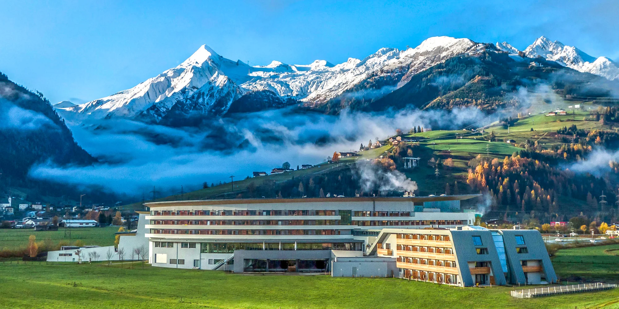 Kaprun: moderní 4* hotel s polopenzí a wellness